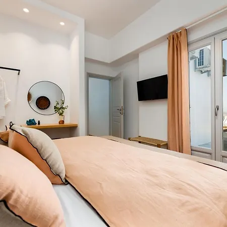 Near Parikia - 4Br Villa With Pool & View - Mirabilia Krotiri