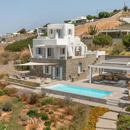 Near Parikia - 4Br Villa With Pool & View - Mirabilia Villa