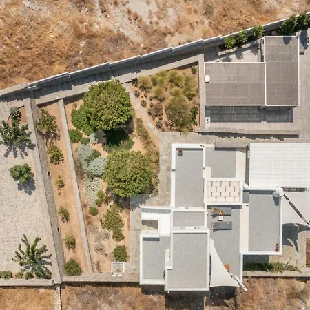 Near Parikia - 4Br Villa With Pool & View - Mirabilia *