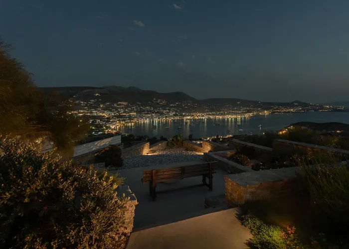 Near Parikia - 4br With Pool & View - Mirabilia