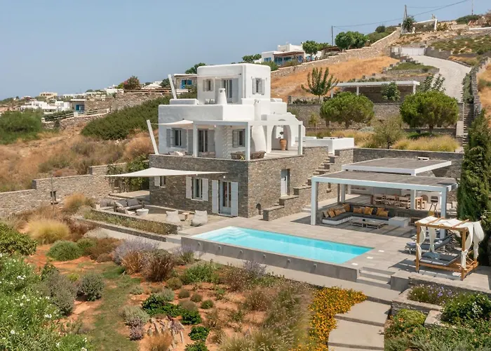 Near Parikia - 4br With Pool & View - Mirabilia فيلة