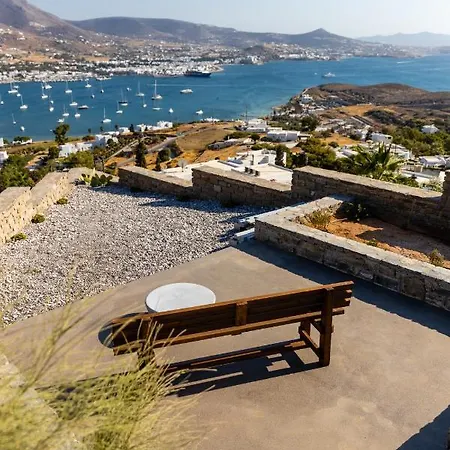 Near Parikia - 4br With Pool & View - Mirabilia