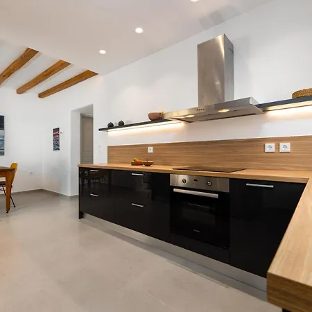 Near Parikia - 4Br Villa With Pool & View - Mirabilia Krotiri