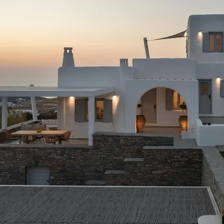 Near Parikia - 4Br Villa With Pool & View - Mirabilia Villa *