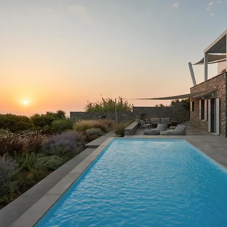 Villa Near Parikia - 4Br Villa With Pool & View - Mirabilia *